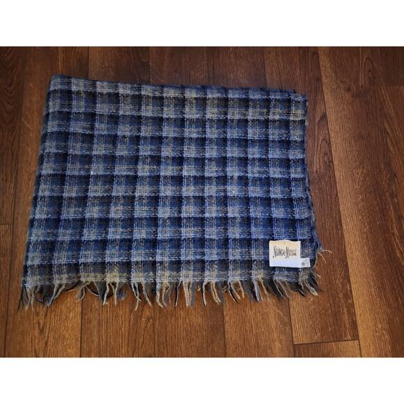 52" x 70" Neiman-Marcus Dark Blue Handweavers Wool Throw Blanket - Picture 1 of 4